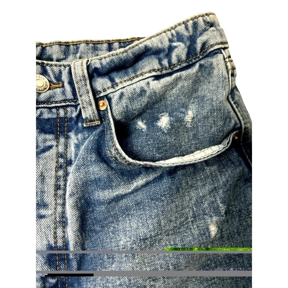 Wild Fable Highest Rise Cuttoff Jean Shorts Cheeky Denim Distressed Size 8 Beach